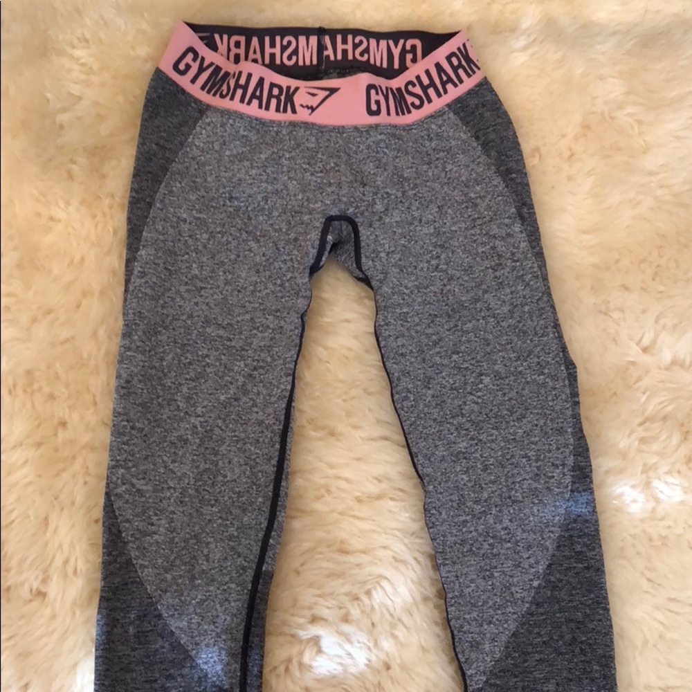 GYMSHARK cropped fit leggings